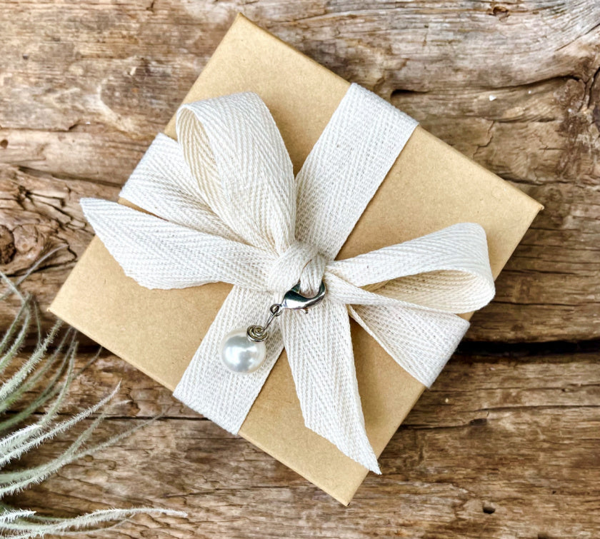 Turquoise Howlite Pendant Necklace