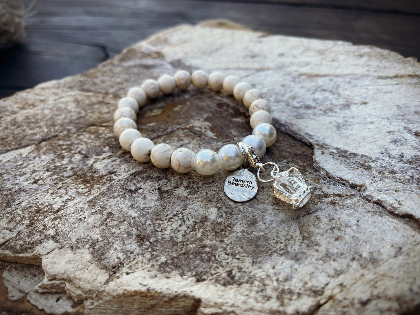 Howlite Crown Yourself Bracelet