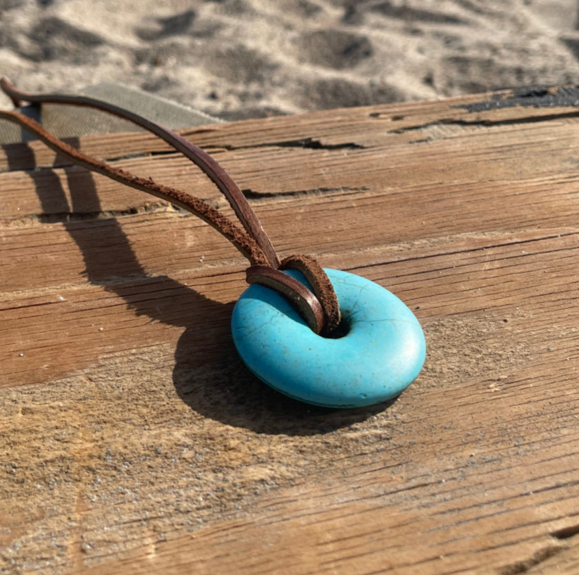 Turquoise Howlite Pendant Necklace